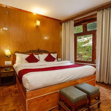 Holiday Home International -Vivaan Stays Manāli Εξωτερικό φωτογραφία