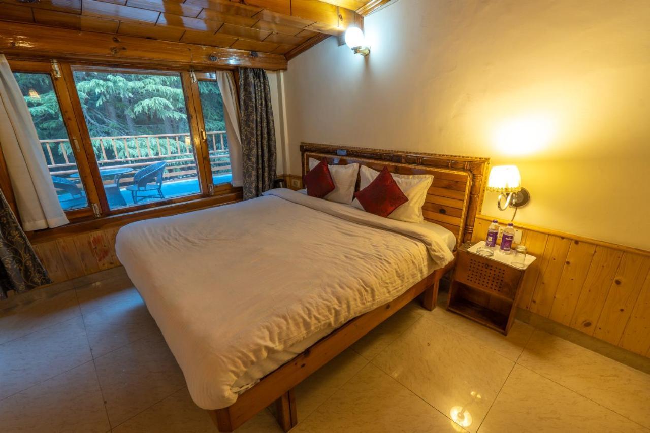 Holiday Home International -Vivaan Stays Manāli Εξωτερικό φωτογραφία
