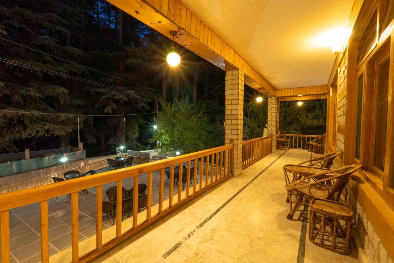 Holiday Home International -Vivaan Stays Manāli Εξωτερικό φωτογραφία