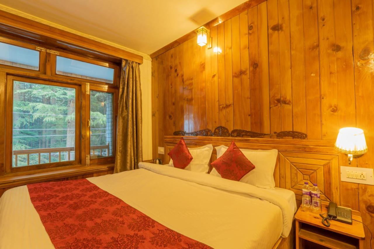 Holiday Home International -Vivaan Stays Manāli Εξωτερικό φωτογραφία