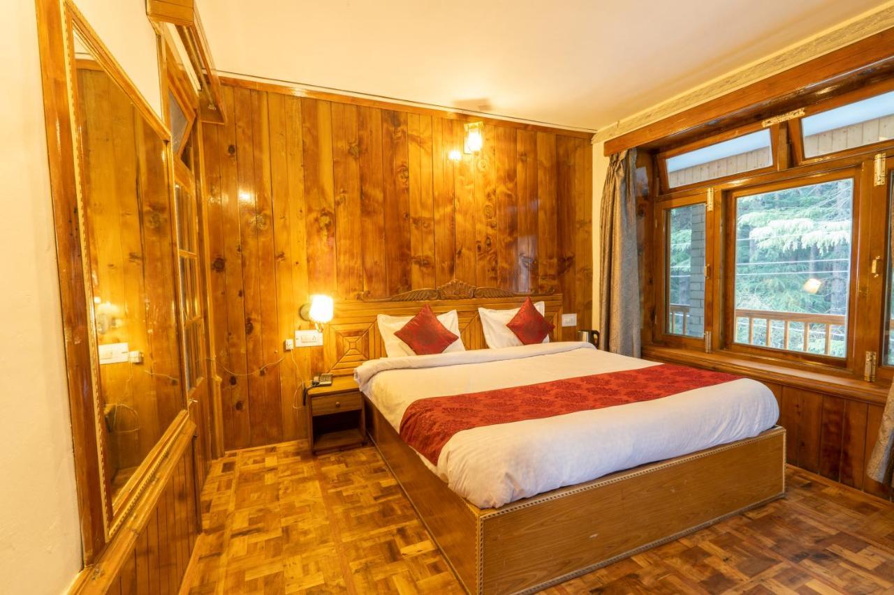 Holiday Home International -Vivaan Stays Manāli Εξωτερικό φωτογραφία