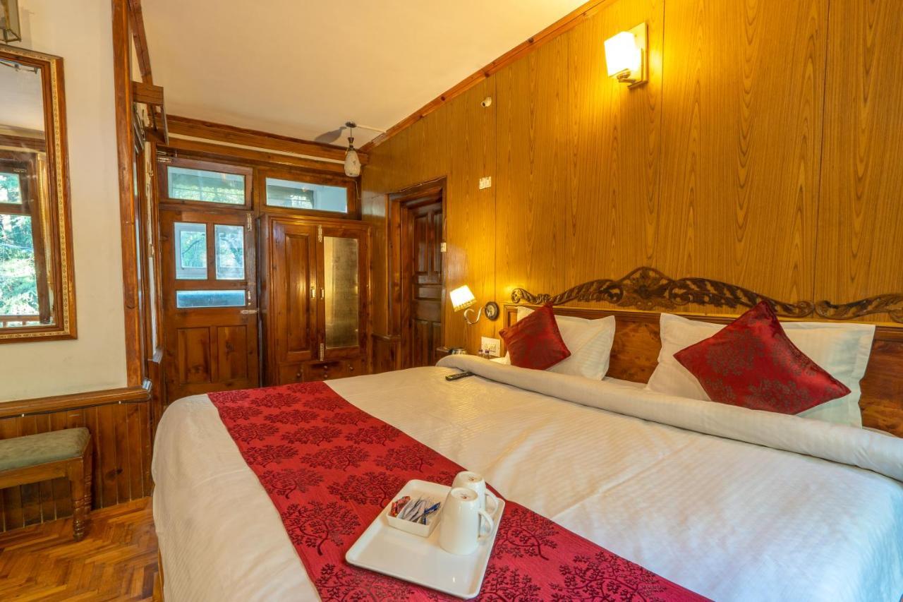 Holiday Home International -Vivaan Stays Manāli Εξωτερικό φωτογραφία