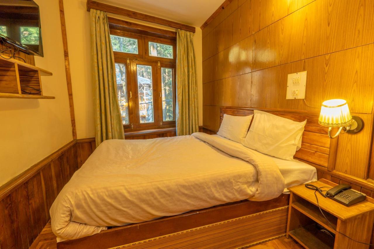 Holiday Home International -Vivaan Stays Manāli Εξωτερικό φωτογραφία
