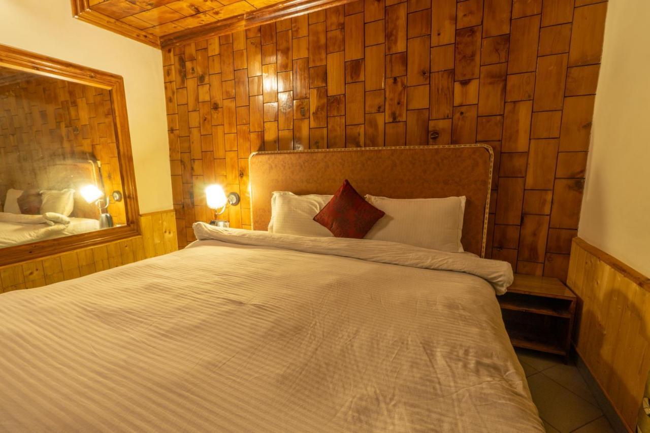 Holiday Home International -Vivaan Stays Manāli Εξωτερικό φωτογραφία